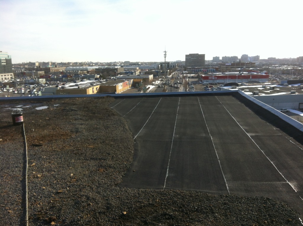 Réparation de toiture plate à Laval